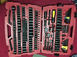 Stanley mechanic tool box