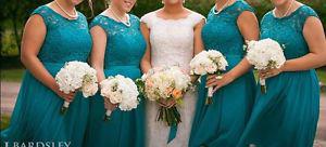 beautiful bridesmaids dress, great condition