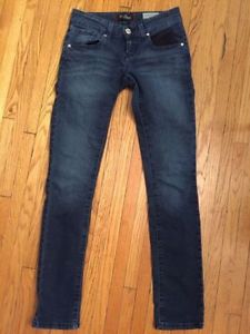 guess jeans size 25