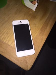iPhone 5 16gb white