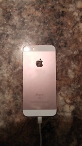 iPhone SE Rose Gold