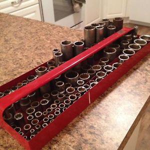 137 mixed sockets, red tray not included.