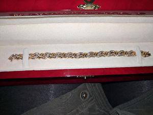14k yellow gold ladies diamond bracelet