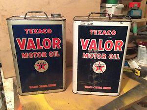 2 Texaco Valor motor oil cans