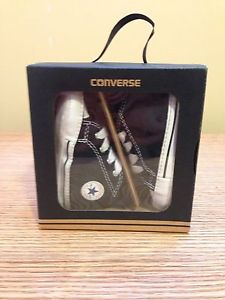 Converse baby size 3 shoes