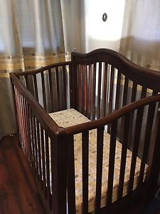 Crib /bed two in one