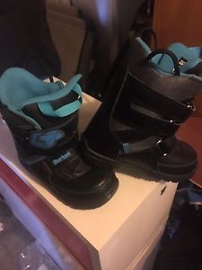 Kids snowboard boots