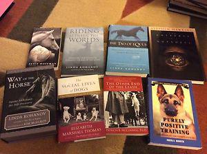Lots of coffee table horse books & other!