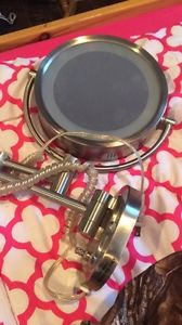 Magnifying mirror 15$