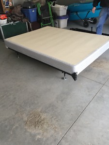 Queen regular box spring and metal frame