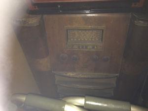 VERY...Vintage radio by Standard Broadcast