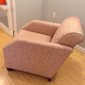 Vintage Pink sofa chair