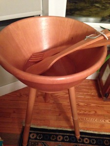 Wooden salad bowl and stand