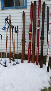 skis-poles