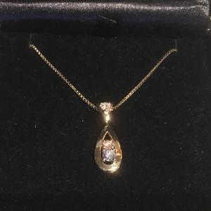14kt yellow & white gold diamond pendant