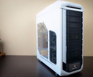 CM Storm Stryker - White Full Tower Gaming Computer Case