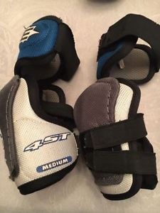 Hockey elbow pads - size junior medium - very good condition