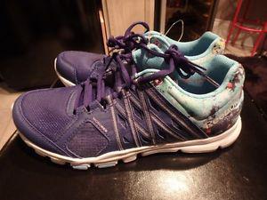 Ladies Reebok Memory Tech Running Shoes Size 9