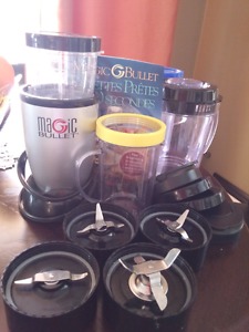 MAGIC BULLET WITH EXTRA PIECES