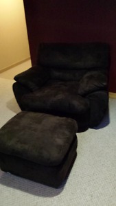 Microfibre chair and ottoman