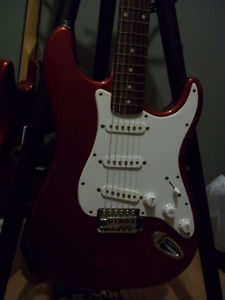 Red metalic Squier affinity by Fender