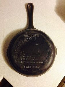Vintage Wagner 9" Cast Iron Skillet