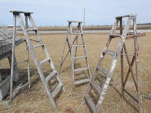 Wanted: Wanted old wooden ladders