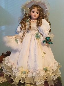 21" COLLECTABLE VINTAGE DOLL