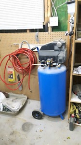 26 Gallon compressor & 50' hose