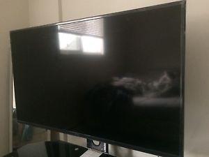 48" TV with roku streaming stick