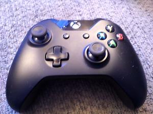 Almost brand new xbox one controller
