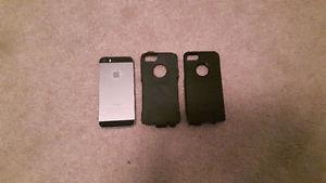 Iphone 5s with otterbox case screen protector on with no