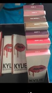 Kylie Jenner kit