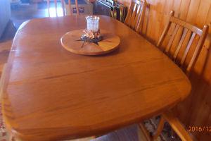 Large Oak Dinning Table-3 leaves & 8 chairs