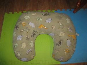 Nursing Pillow AND Jungle Cover