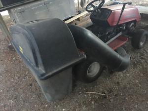 Ride on lawn tractor - 12HP 38" Mastercraft