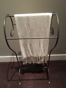 Silver Metal Blanket Stand