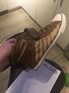 Size 10 Brand New Hightop Kicks