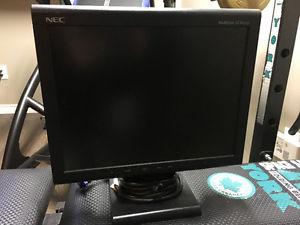 13 inch computer monitor