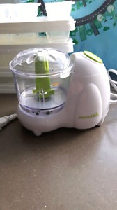 Baby processer and food cubes