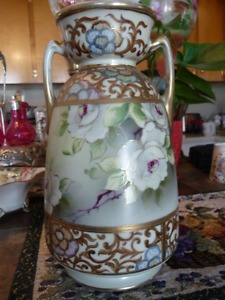 Beautiful Large Vintage Nippon Vase.