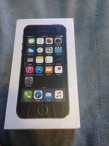 Black iPhone 5S 16GB *NEW*