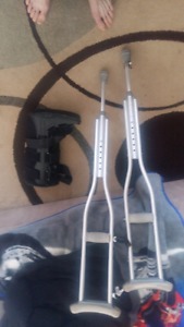 Boot/cast and crutches for sale