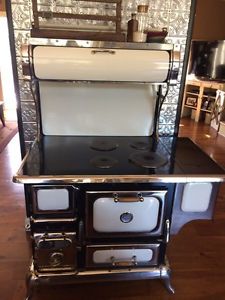 Electric reproduction stove