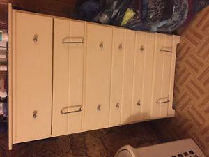 Free six drawer dresser
