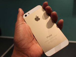 Iphone 5S mint condition Fido Gold