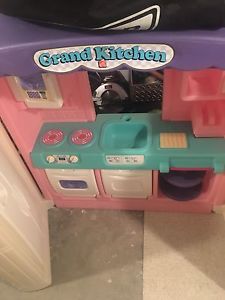Kids kitchen set