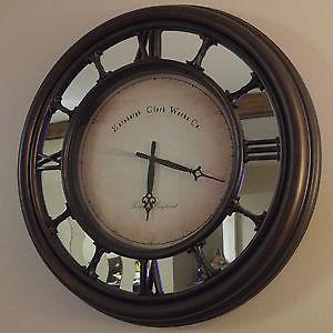 Nice Clock with Mirror Accents