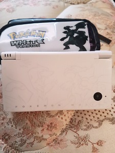 Nintendo DSi Pokémon White special edition console