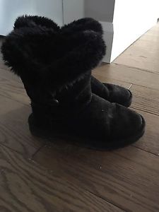 Size 3 Uggs